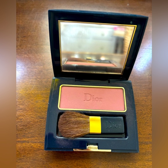 Dior soft powder blush rouge silk #733 - Picture 2 of 4